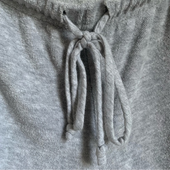 GRAY TERRYCLOTH SHORTS - Picture 2 of 4